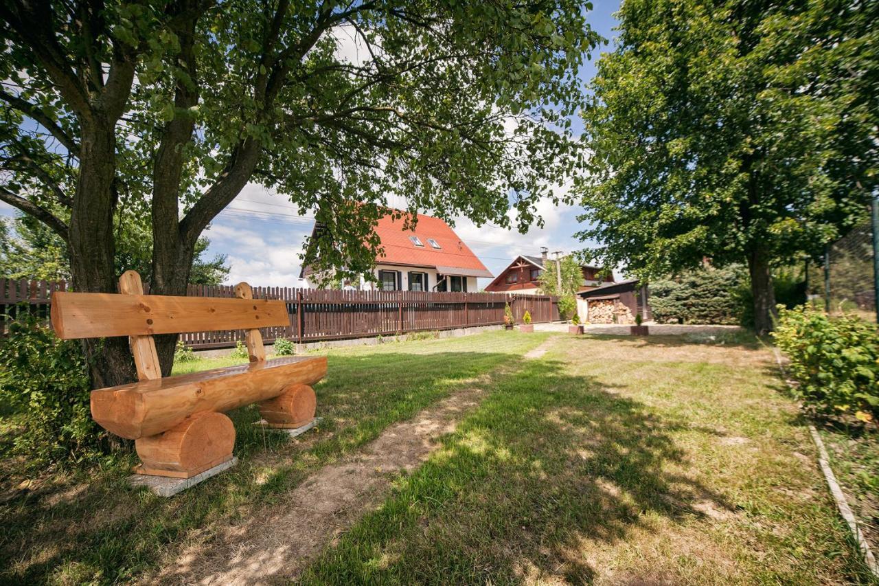 Villa Prazdninovy Dom Eliska*** à Rajecka Lesna Extérieur photo
